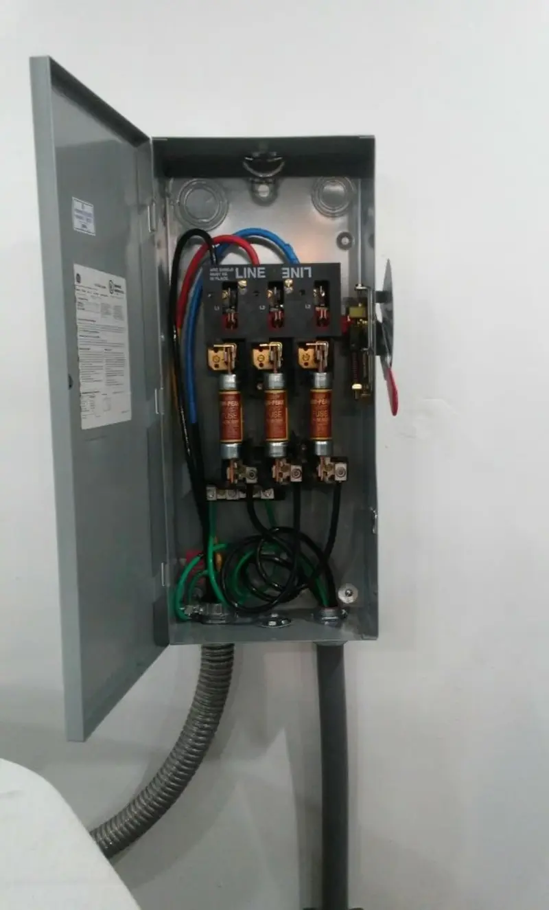 Three-phase disconnect switch installed for Smoke Detector Installation in Murrieta
